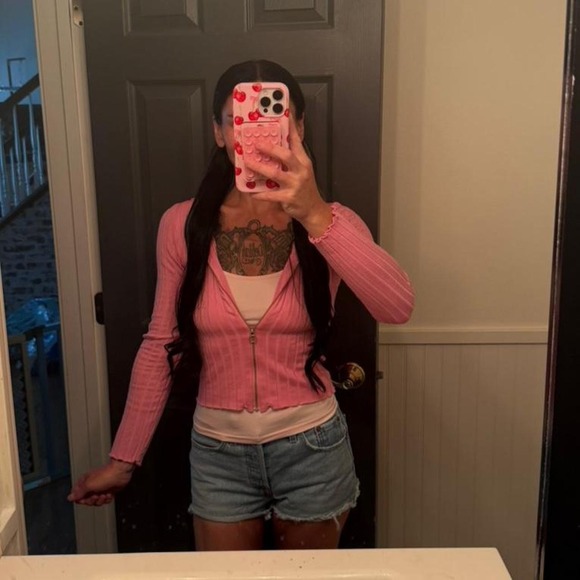 Sweaters - Rue 21 pink zip up cardigan in XS. Viscose & polyester blend.
